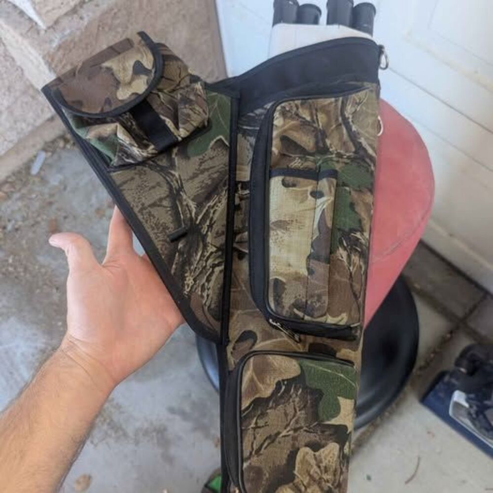 Advantage Camo Archery Hip Quiver